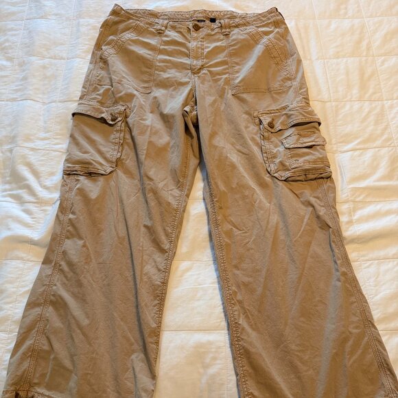 American Eagle Outfitters Pants - American Eagle Baggy Jogger (Khaki/Tan)